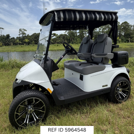 2026 E-Z-GO RXV2 ELiTE – Bright White