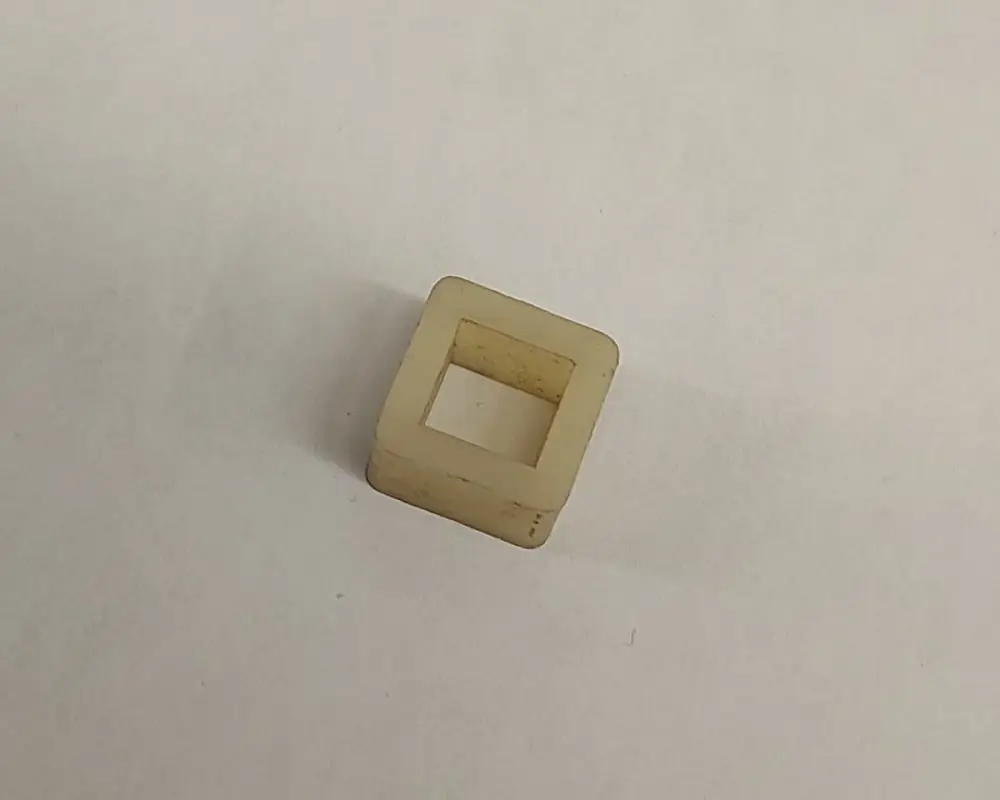 BUSHING INSULATOR MOTOR