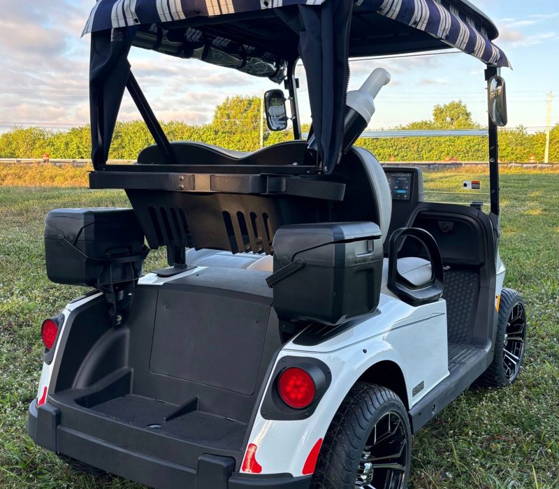 5efd6a5f-9521-40d9-bd21-9ca6779b87f6